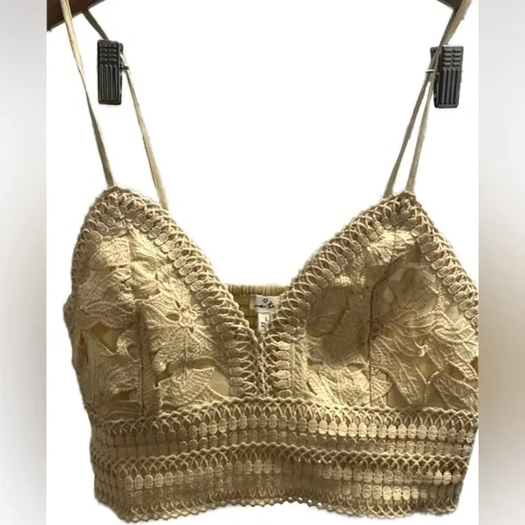 - Love Tree Crochet Top Size S Boho Coastal Bralette Beach Vacation Flirty Sexy - Picture 1 of 14